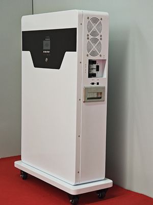 51.2V LiFePO4 バッテリーパック 200Ah および 300Ah ソーラーエネルギー貯蔵用